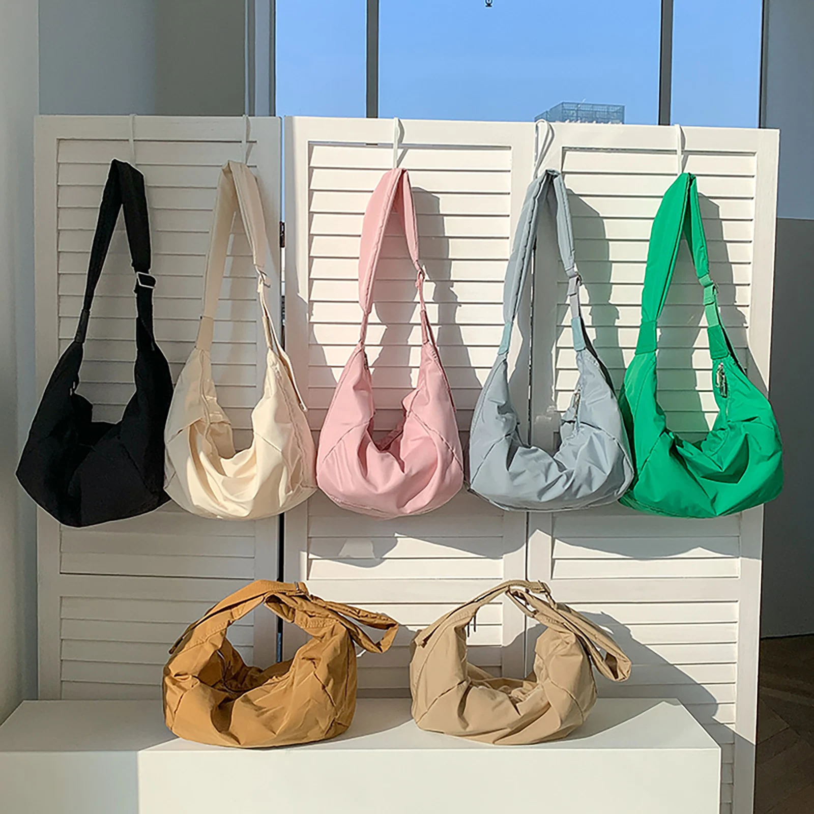 

New Summer Women's Nylon Messenger Bag Trendy High-End Solid Color Shoulder Bag Exquisite Gift for Ladies Birthday