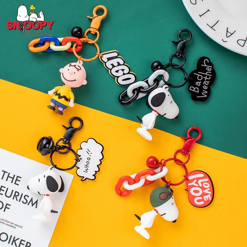 

New Kawaii Snoopy Cartoon Lovely Car Keychain Pendant Couple Bag Accessories Couple Keychain Holiday Gift Toys for Girls