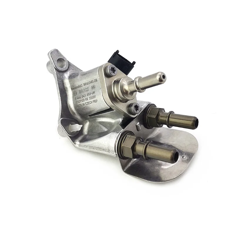 

Engine Urea Pump doser injector nozzles 0444043135