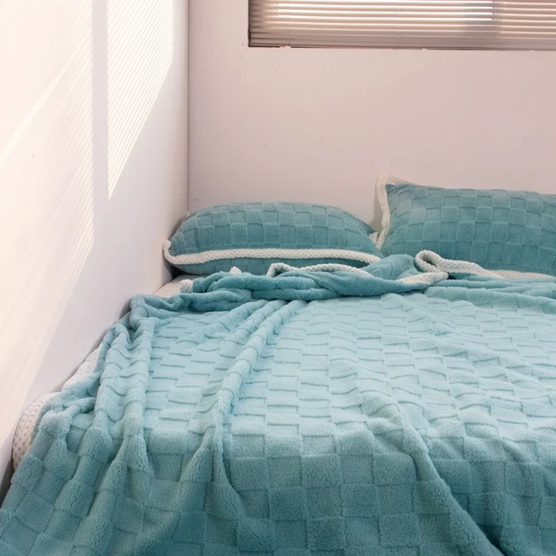 Winter Blanket Thickened Warm Lamb Wool Leisure Home Thick Soft Bed Cover Knee For Office Sofa Microfiber Bedding