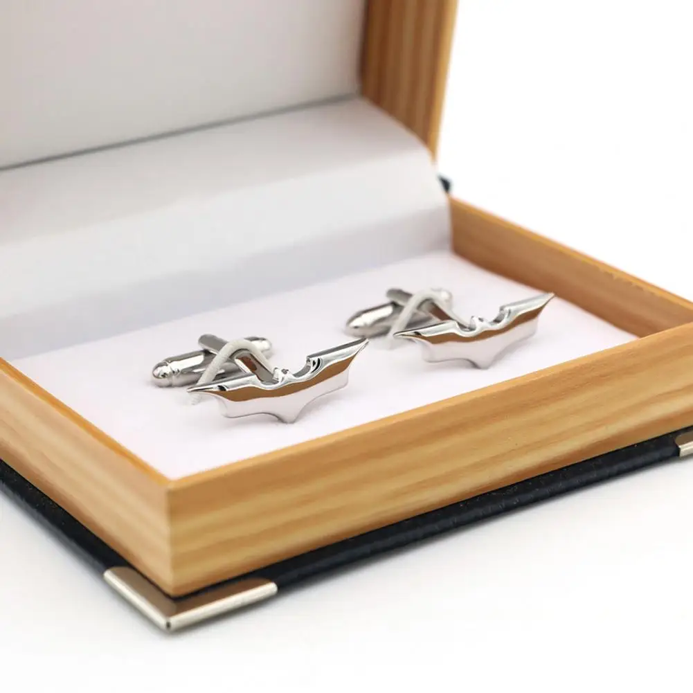

Copper Cufflinks Stylish Bat Shape Men's Cufflinks Polished Copper Sleeve Anti-rust Wear-resistant Shirt for Organization