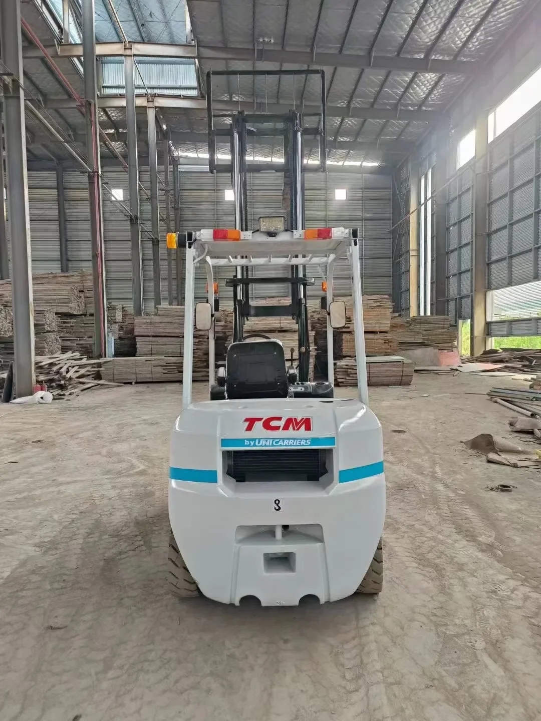 Вилочный погрузчик Tcm30 мини-погрузчик с боковым переключением б/у TCM 20 25 35 FD30 2