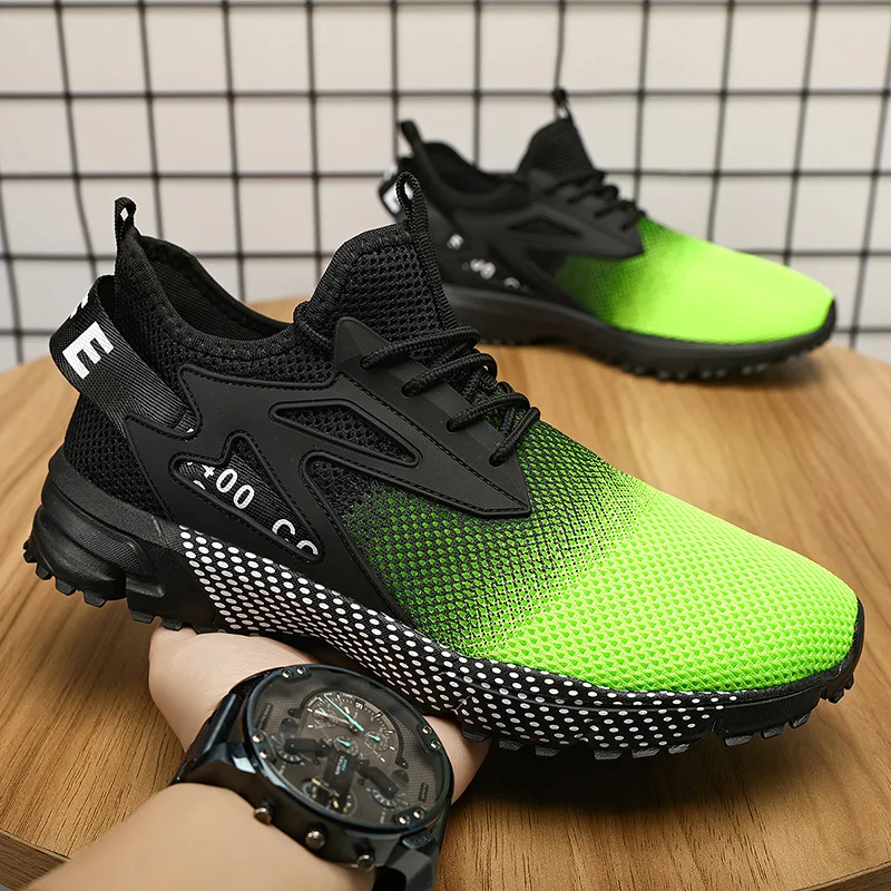 2023 New Men Light Running Shoes Breathable Outdoor Sports Shoes Non-slip Casual Sneakers Men Athletic Training Marathon Shoes