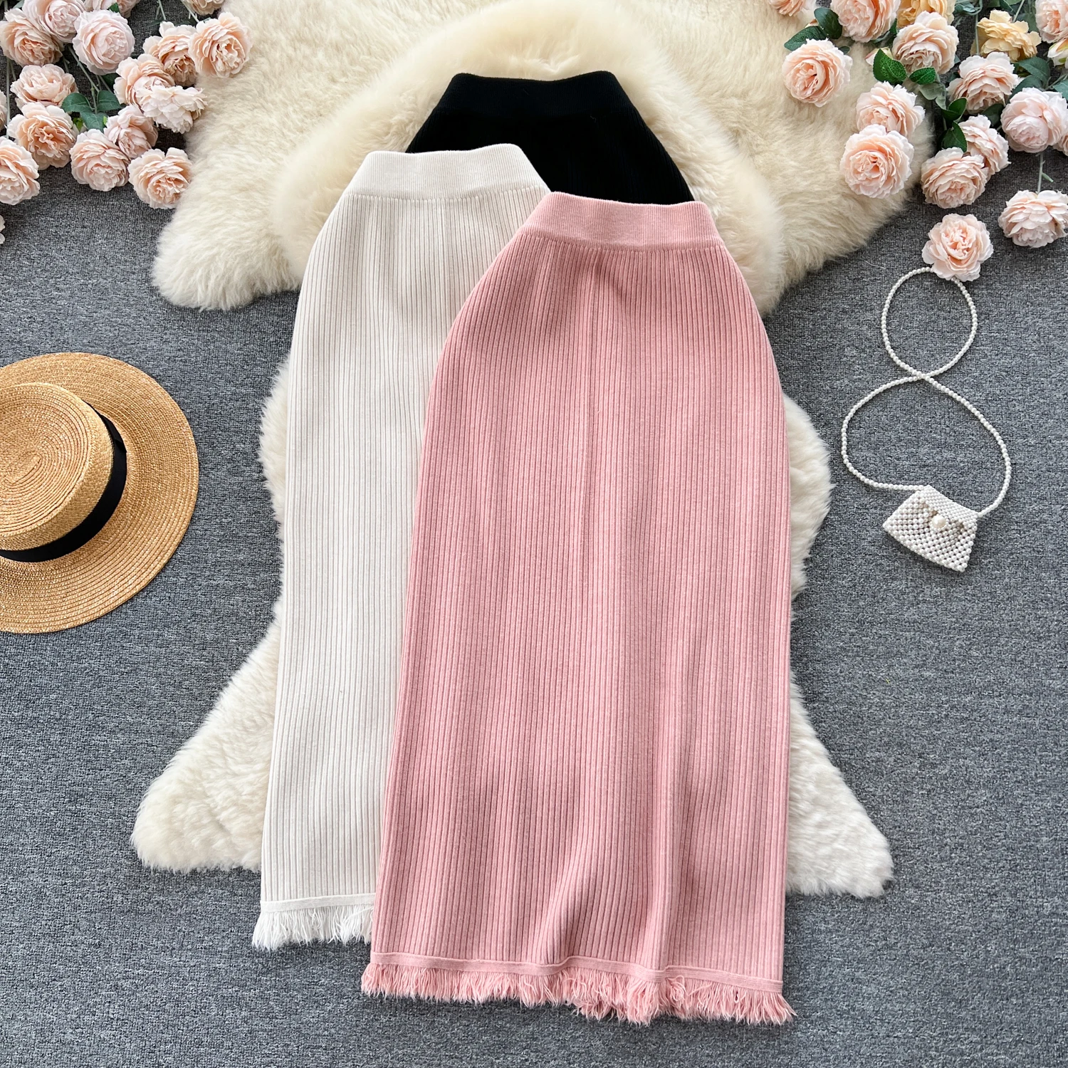 

Осенне-зимняя плотная вязаная юбка средней длины, женская простая универсальная юбка с разрезом сзади и кисточками, новая мода 2023