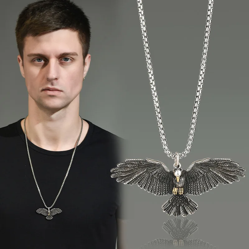 

WANGAIYAO's new domineering eagle spread its wings and cool men's titanium steel necklace hip-hop punk street hipster pendant