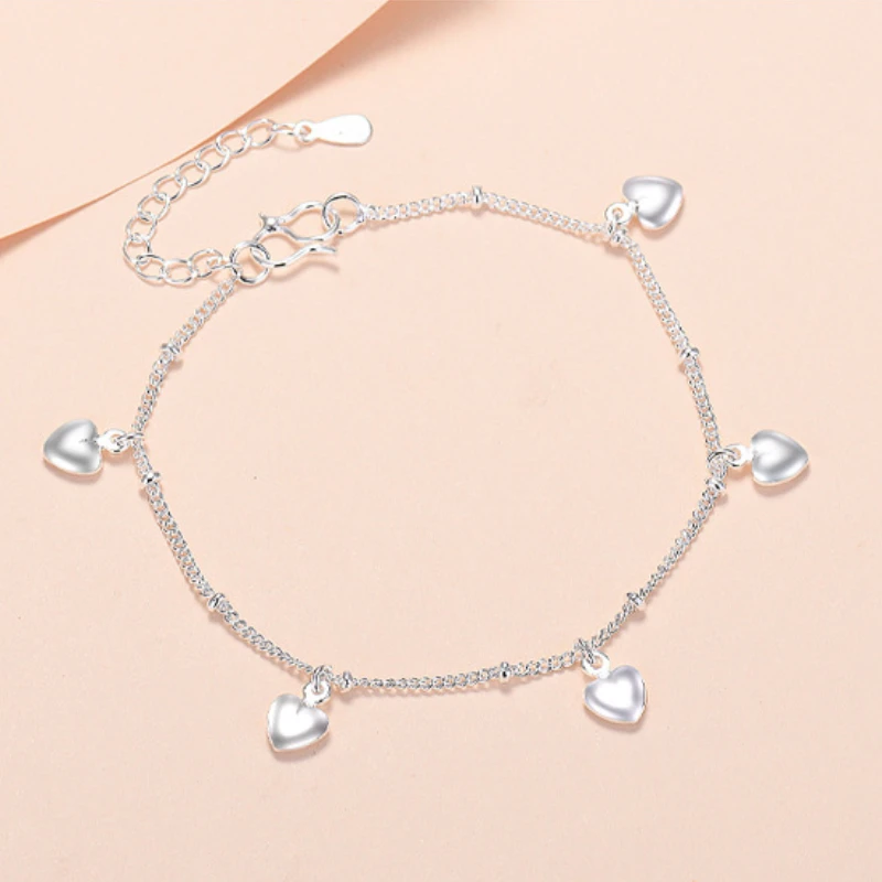 

Plated 925 Silver Heart-shaped Fashion Bracelet Female Korean Version of The Simple Trend Personality Wedding Gift Jewelry