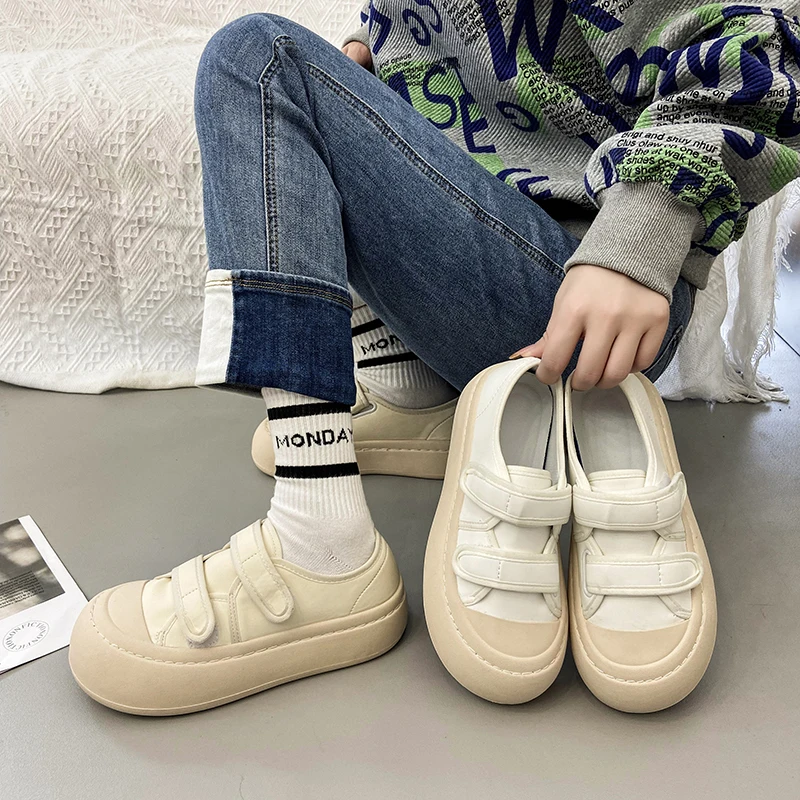 

Casual Woman Shoe Shallow Mouth Round Toe Wedge Basket 2023 Clogs Platform Small Sports Creepers Hook & Loop PU Basic Rubber Lei