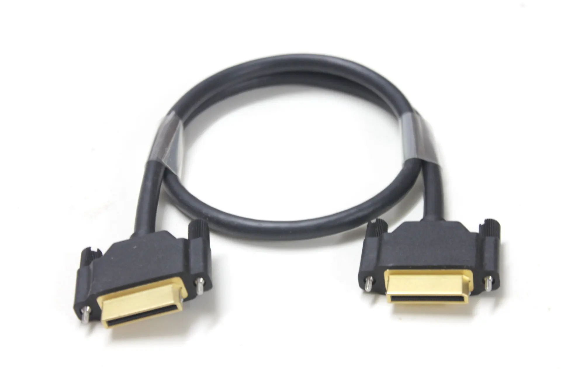 Односторонний скошенный кабель SuperLink для консолей Letv Super Quad Max55 Max65 Max70 Max75 Односторонний скошенный кабель SuperLink для консолей Letv Super Quad Max55 Max65 Max70 Max75