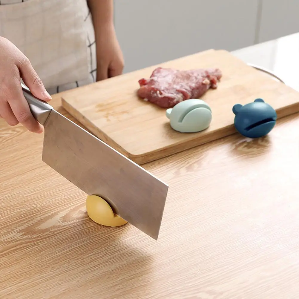 

Ready Stock Portable Cutter Sharpener Mini Professional Multifunctional Anti-slip Sharpening Tool For Home Kitchen