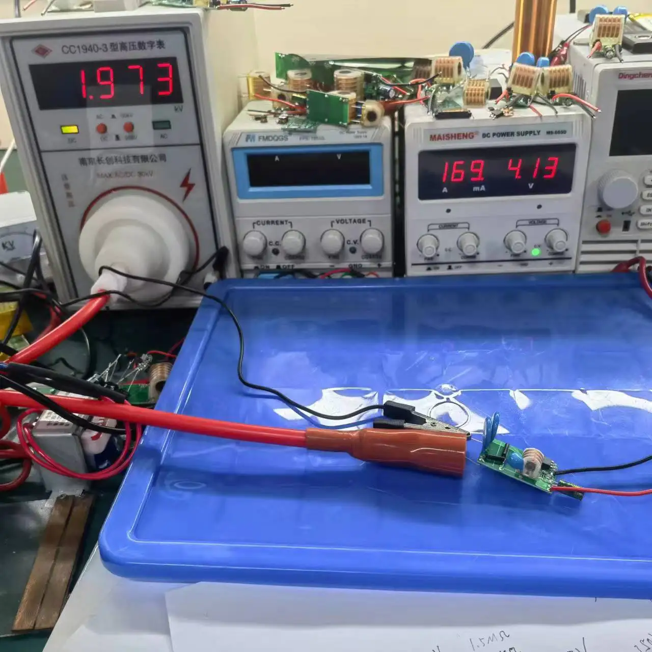 2 кВ высоковольтный Регулируемый Противомоскитный тараканы Электрический