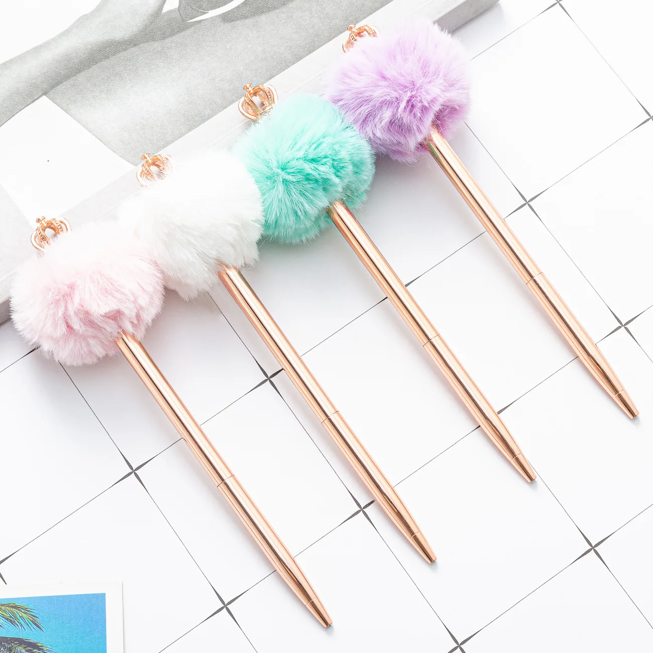 

Metal Crown Hair Ball Ballpoint Pen for Girls Bullet 1.0 Students Business School Stationery Office Supplies Smooth Writing Tool