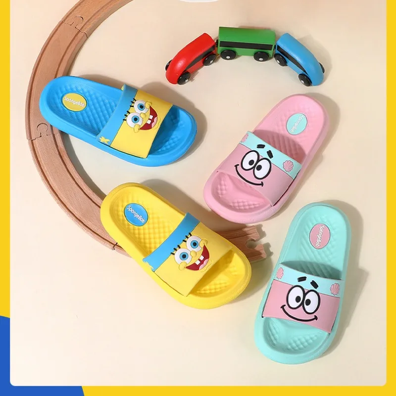 Детские тапочки с мягкой нескользящей подошвой