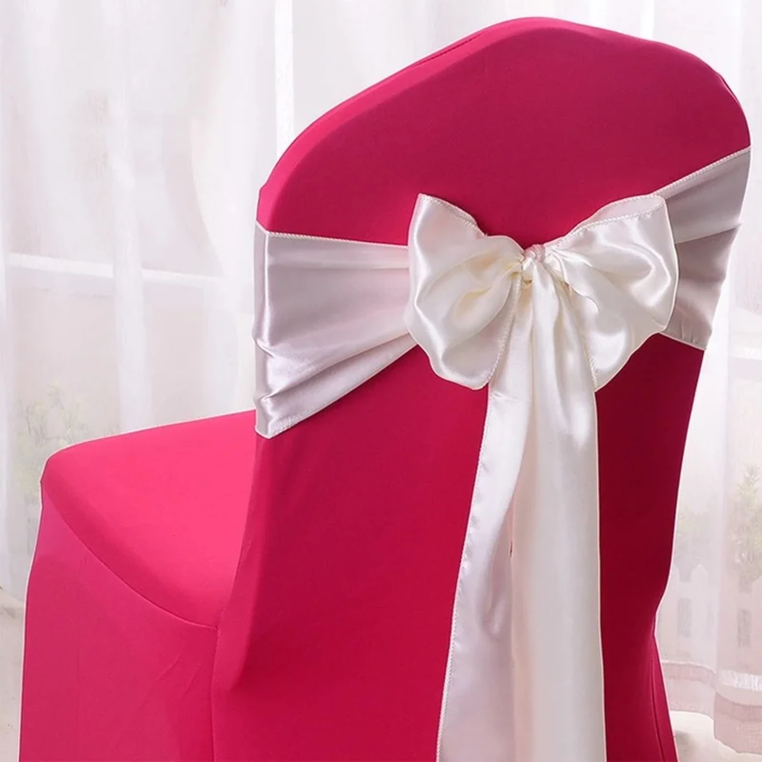 25шт. Satynowe kokardka na krzesło szarfy Wedding Chair Garden Wstążki do domu Butterflyki imprezę Hotelowe Decacj