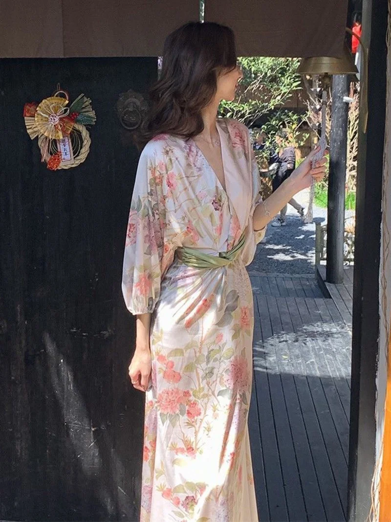 

2022 Women Summer Floral Women Clothing Short Sleeve Sexy V-neck Bodycon Midi Dress Chic And Elegant Dresses For Female Robe