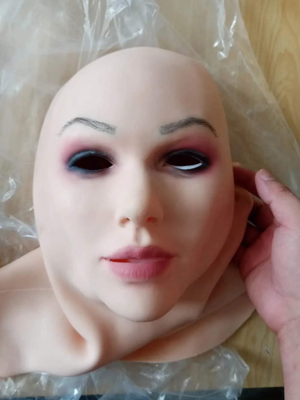 

Beatrice Realistic Face Mask Soft Silicone Female Mask for Masquerade Halloween Mask For Crossdresser Drag Queen Transgender 3G