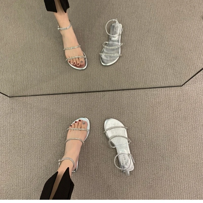 

New 2022 Summer Ladies Flat Sandals Fashion Matching Skirts Versatile Roman Sandals Flat Rhinestone Women Sandals Size 35-40