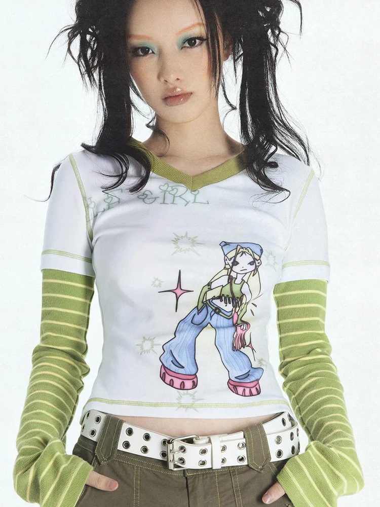 

QWEEK 2000S Y2k Sripped Graphic T-shirts Women Harajuku Kroean Fashion Manga Print Tees Long Sleeve Tops 2022 Kpop Streetwear