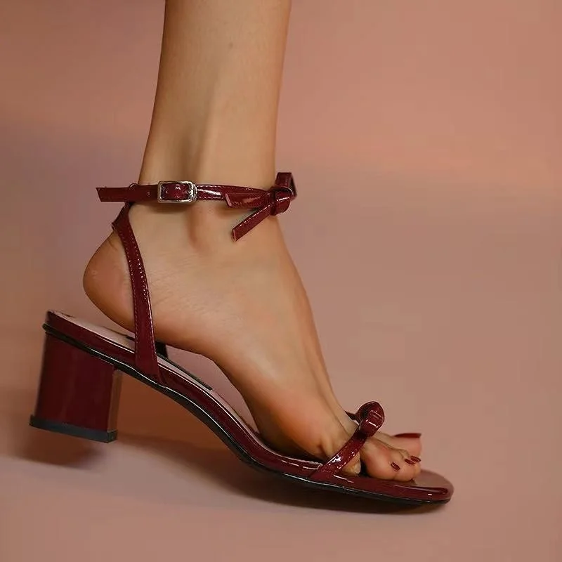 

2022 Fashion Casual Sexy Square Heel Bow Summer Sandals Mid Heel Women's High Heels Open Toe Buckle Strap Solid Sandals Women