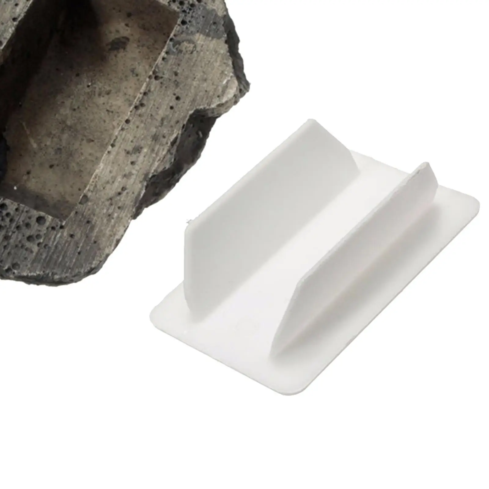 

Hide a Key Fake Rock Safe Holder Realistic Stone Hider for Outdoor Garden