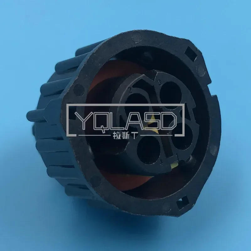 Фото Комплект из 4-контактных водонепроницаемых автомобильных разъемов Tyco AMP 1-1813099-1, 967325-1, 1-1813099-2 для датчиков кислорода (AC-разъем) №2