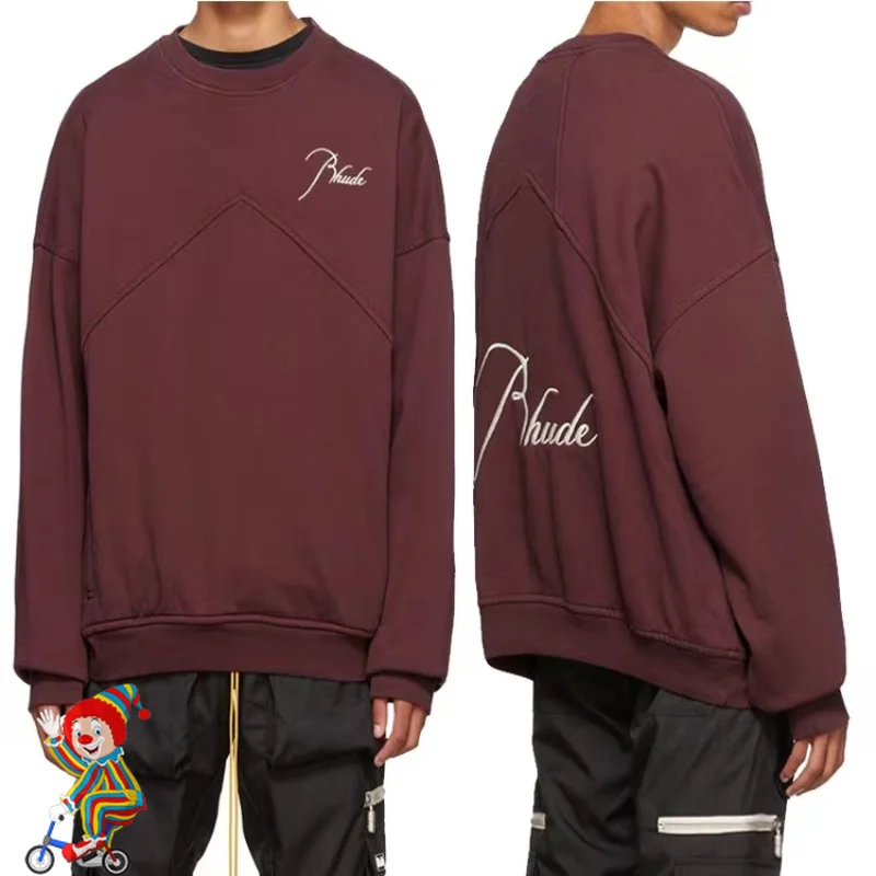 

Свитшот флисовый с круглым вырезом и надписью на груди