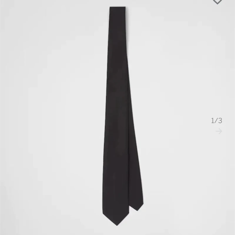 

Black 39