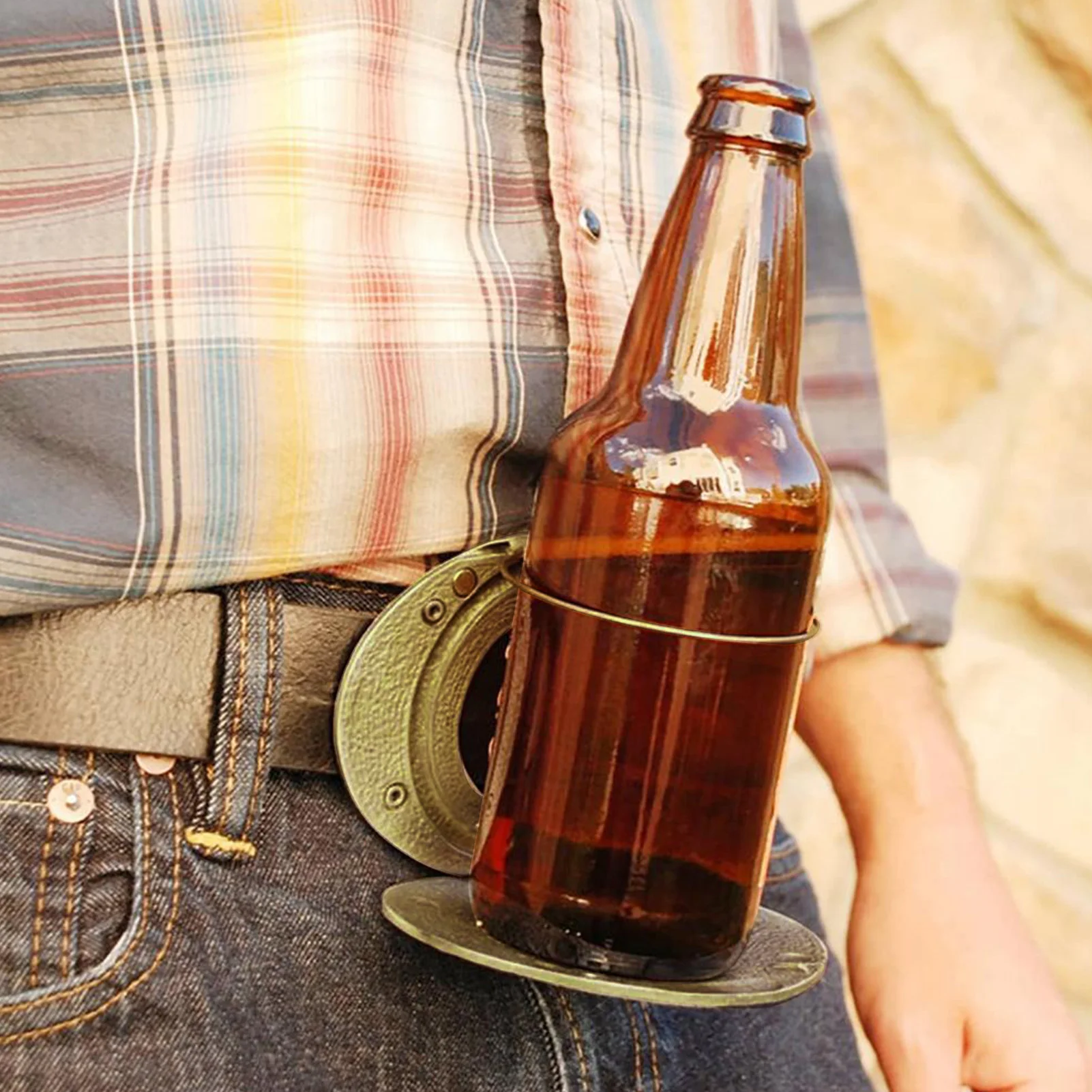 

Beer Holder Belt Buckle Portable Hands-Free Beverage Can Holder Easily Carry Beer Cup Holder With You For Picnic Party BBQ