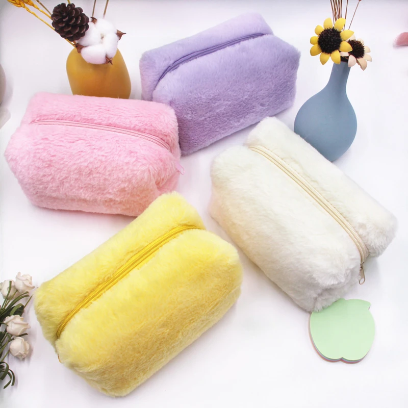 

Warm Winter Solid Color Fur Makeup Bag Women Soft Travel Cosmetic Bag Organizer Case Lady Make Up Case Necessaries