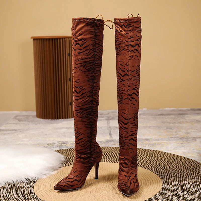 Женские модные хлопковые сапоги на тонком каблуке новые зимние замшевые до