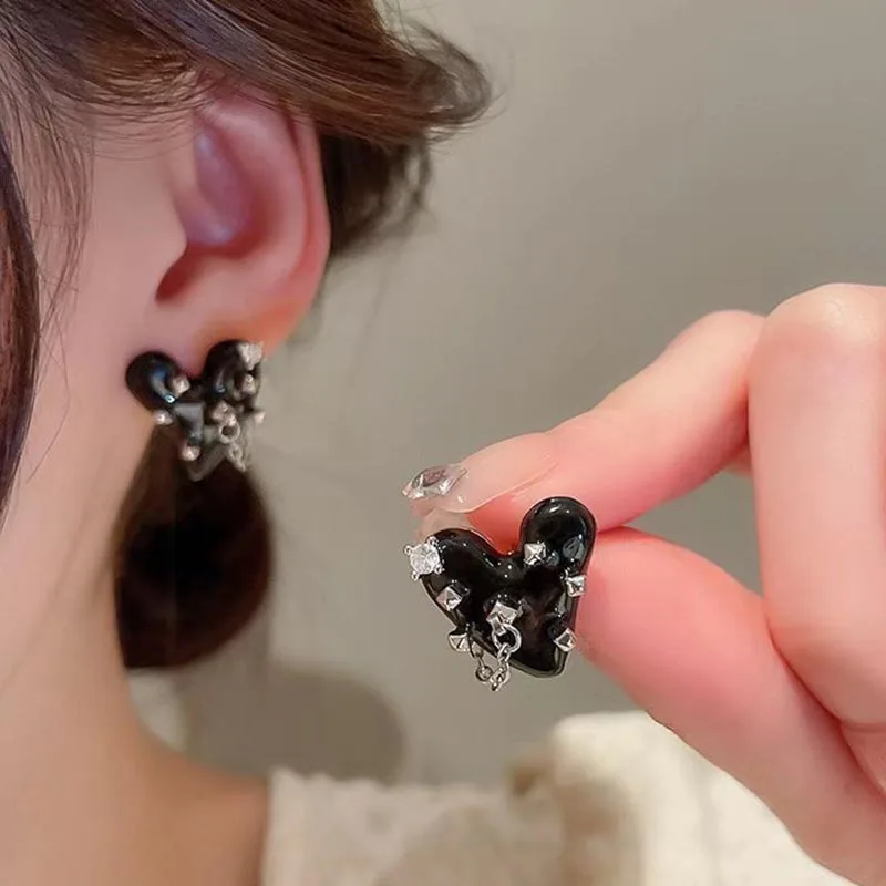 Женские Готические Серьги-гвоздики В Форме Сердца С Кисточкой Креативные Модные