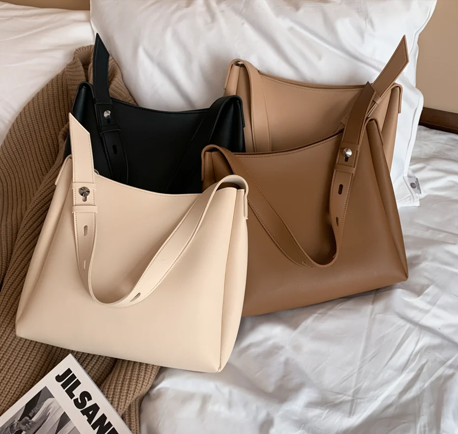 

Bag Women's Summer New Simple Versatile Large Capacity Stripe Shoulder