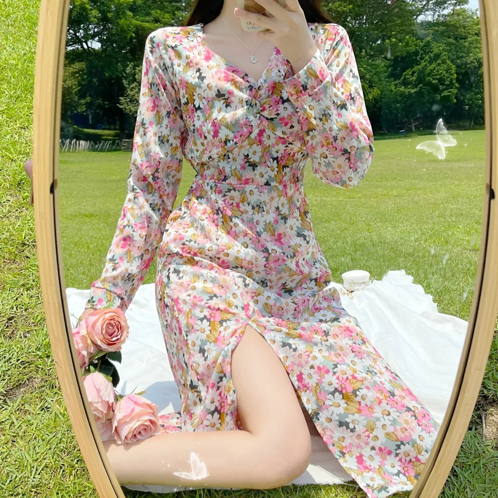 

Autumn Long-sleeved Chiffon V-neck Floral Dress Women's French Temperament Mid-length Split A-line Tea Break Dress