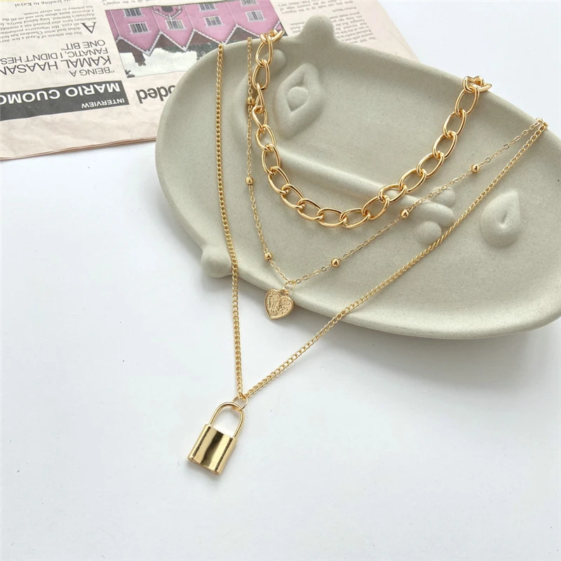 

Alloy Key Lock Pendant Necklace for Women Simple Jewelry Accessories