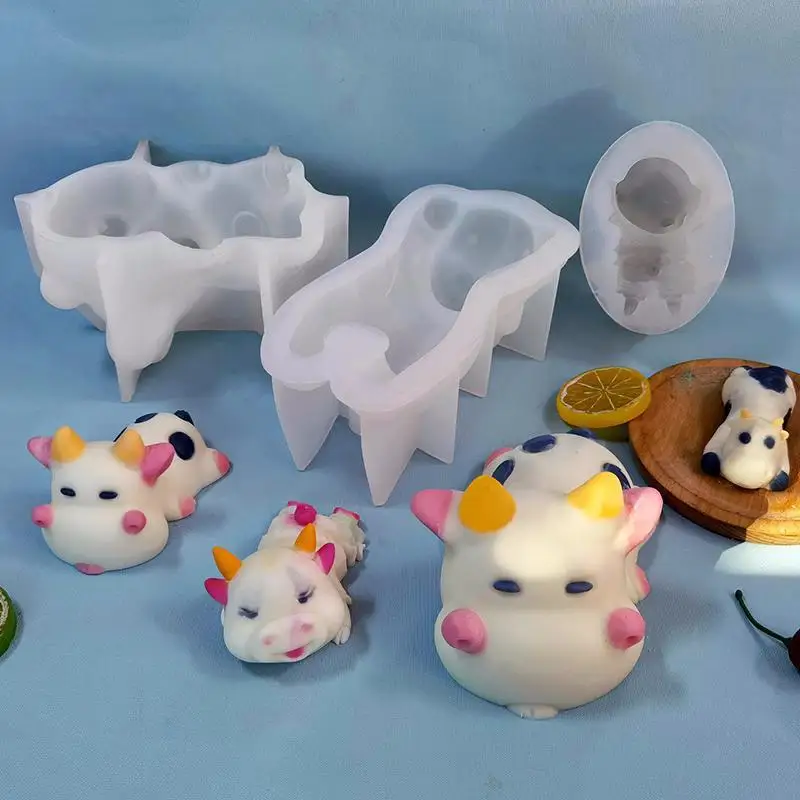 

Cute Baby Cow Ice Block Silicone Mold Decoration Candle Grinder