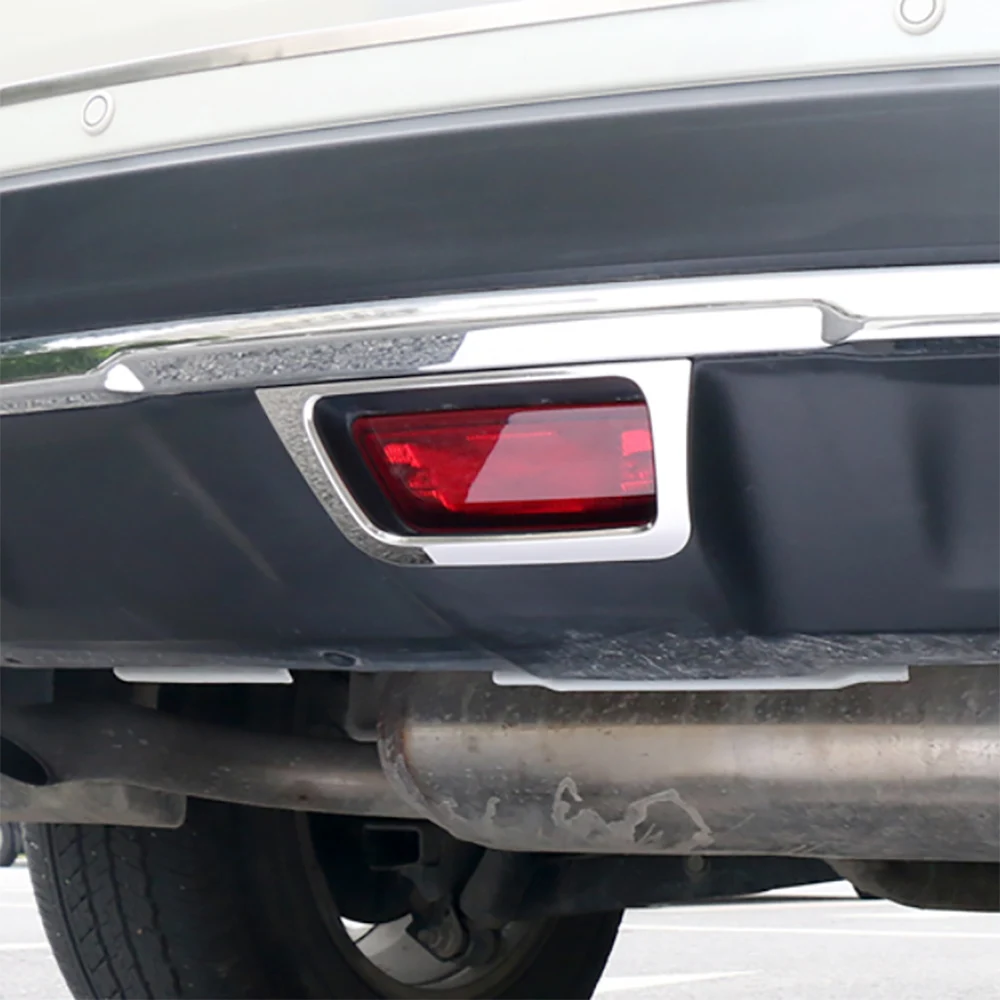 

2017-2020 For Nissan X-trail Rogue Chrome Rear Bottom Brake Light Bezel Trim