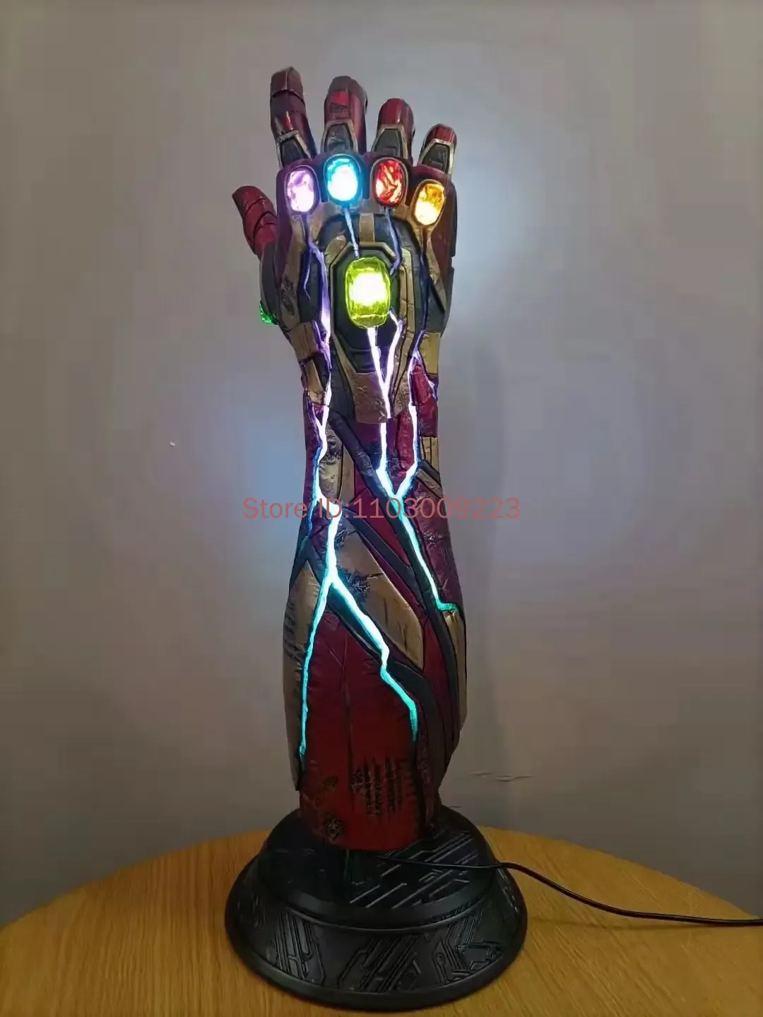 Фото Marvel Железный человек Mk85 Nano Infinity перчатка модель 60 см GK фигурка украшение рабочего стола игрушка рукавицы бесконечности подарок на день рождения №4