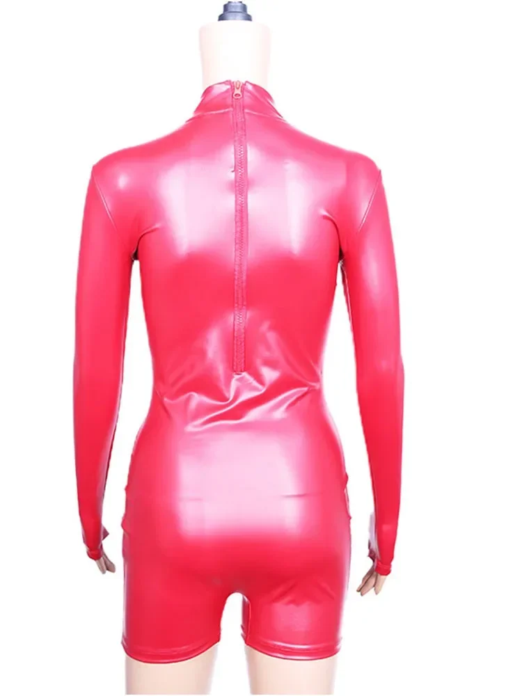 Комбинезон из искусственного латекса с высоким воротником и длинными рукавами