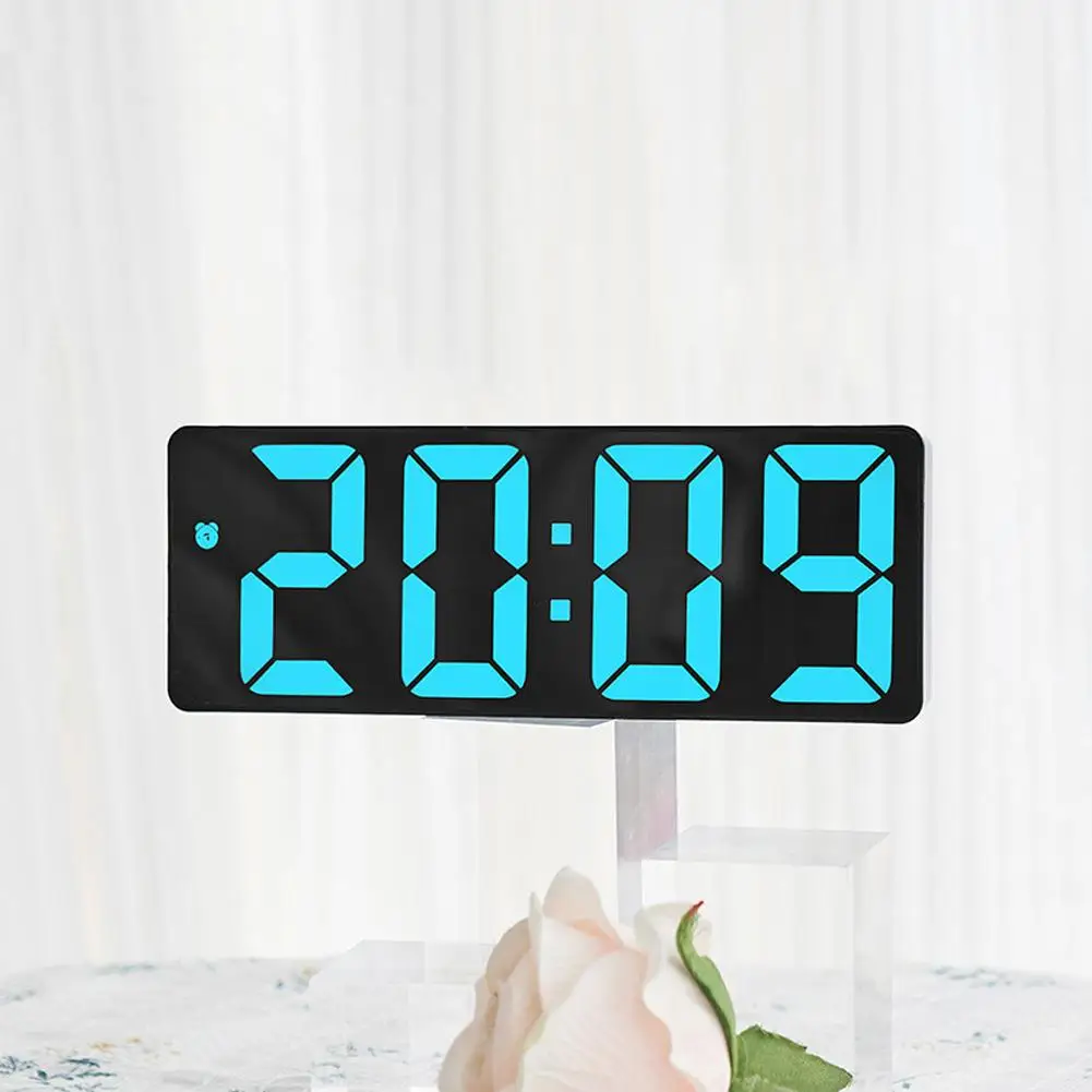 3 Levels Adjustable Brightness Time Date Temperature Display