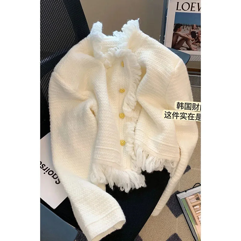 

Корейский свитер с цветочной вышивкой, женский кардиган, белая Милая вязаная одежда, новинка, осенняя теплая Милая однобортная кофта с длин...