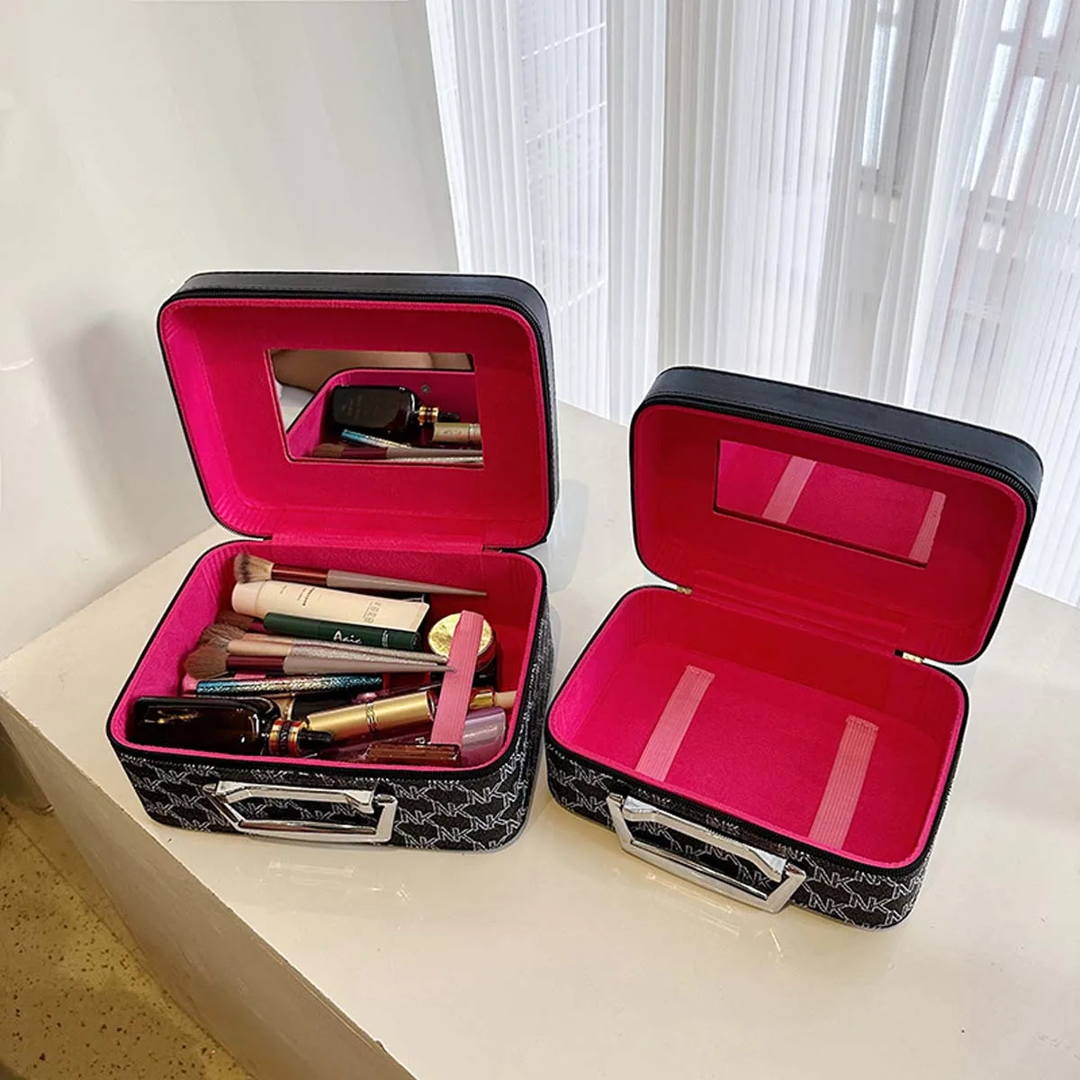 Новинка популярная косметичка с алфавитом вместительная сумка для туалетных