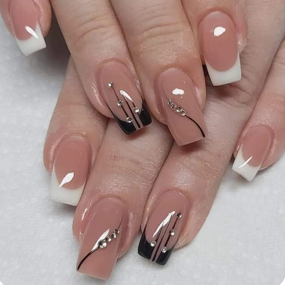 

24Pcs White Black Short False Nails with Wave Line Rhinestone Design Detachable Press on Nails Acrylic Full Cover Nail Art Tips