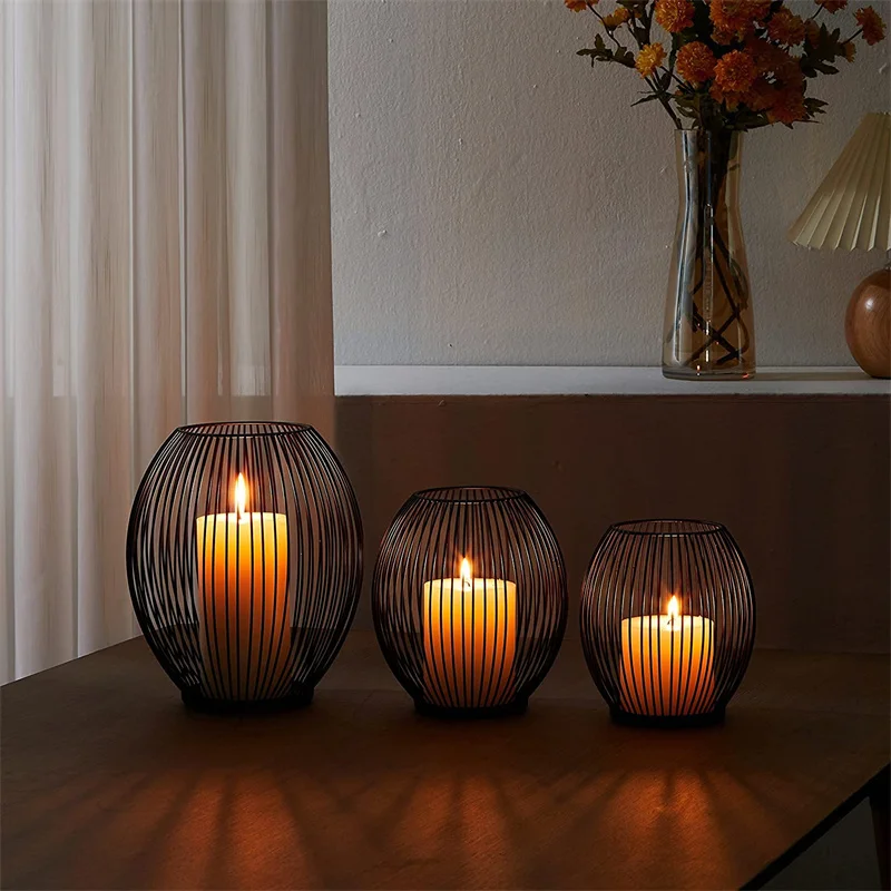 

Iron Candle Holder Hollow Vintage Lanterns Table Candlestick Wedding Candle Holders Home Decor Lighting No Candles 1 Pcs/Set
