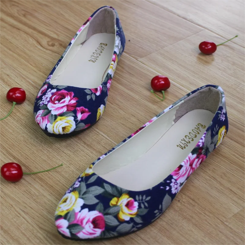 New Fashion Rose Flats Ballet Shoes Women Slip on Shallow Mouth Moccasins Elegant Women's Loafers Party Leather Ballerina