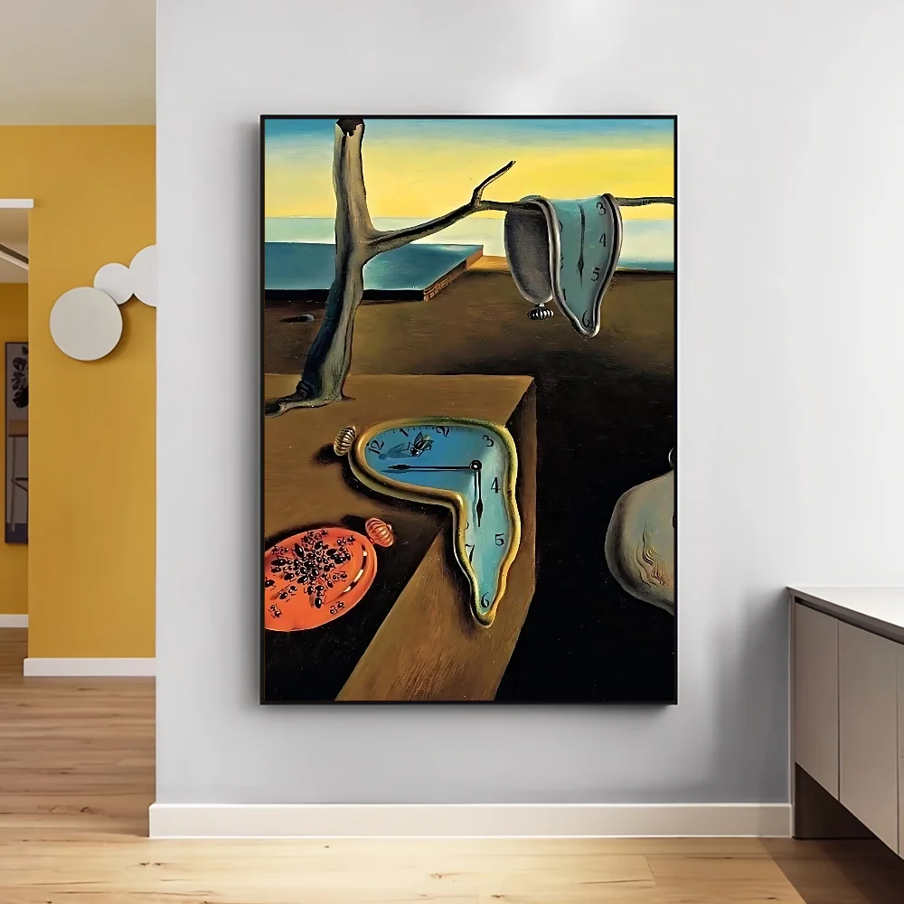 

Плакат MINISO Сюрреализм