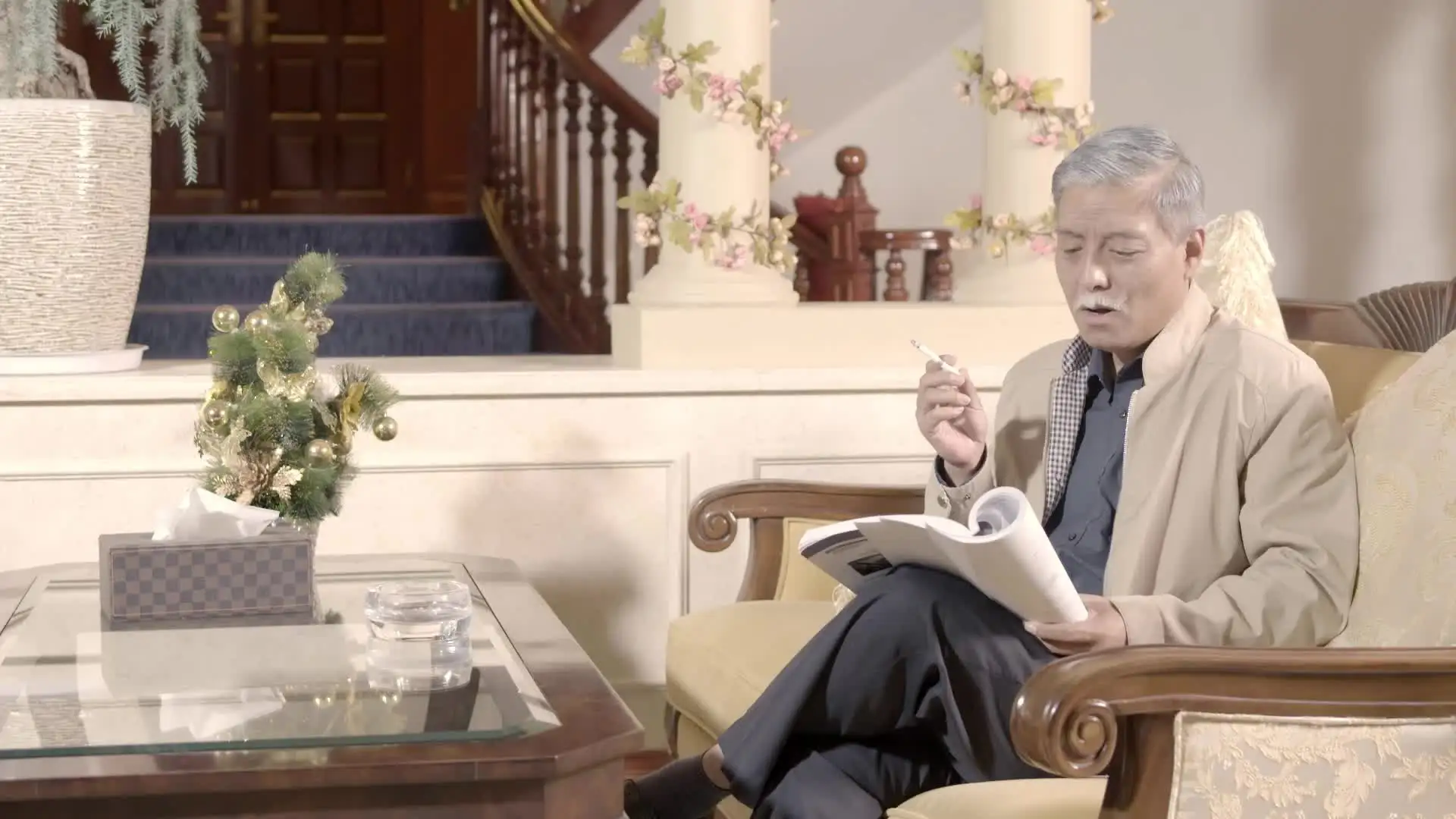 

Professional Wireless Home Office Security System Remote Control Intelligent LED Display Voice Prompt House Business GSM