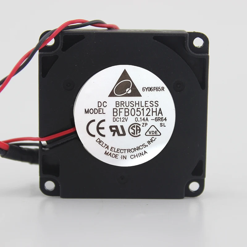 

Новый оригинальный охлаждающий вентилятор BFB0512HA 12 В 5010 А 5 см