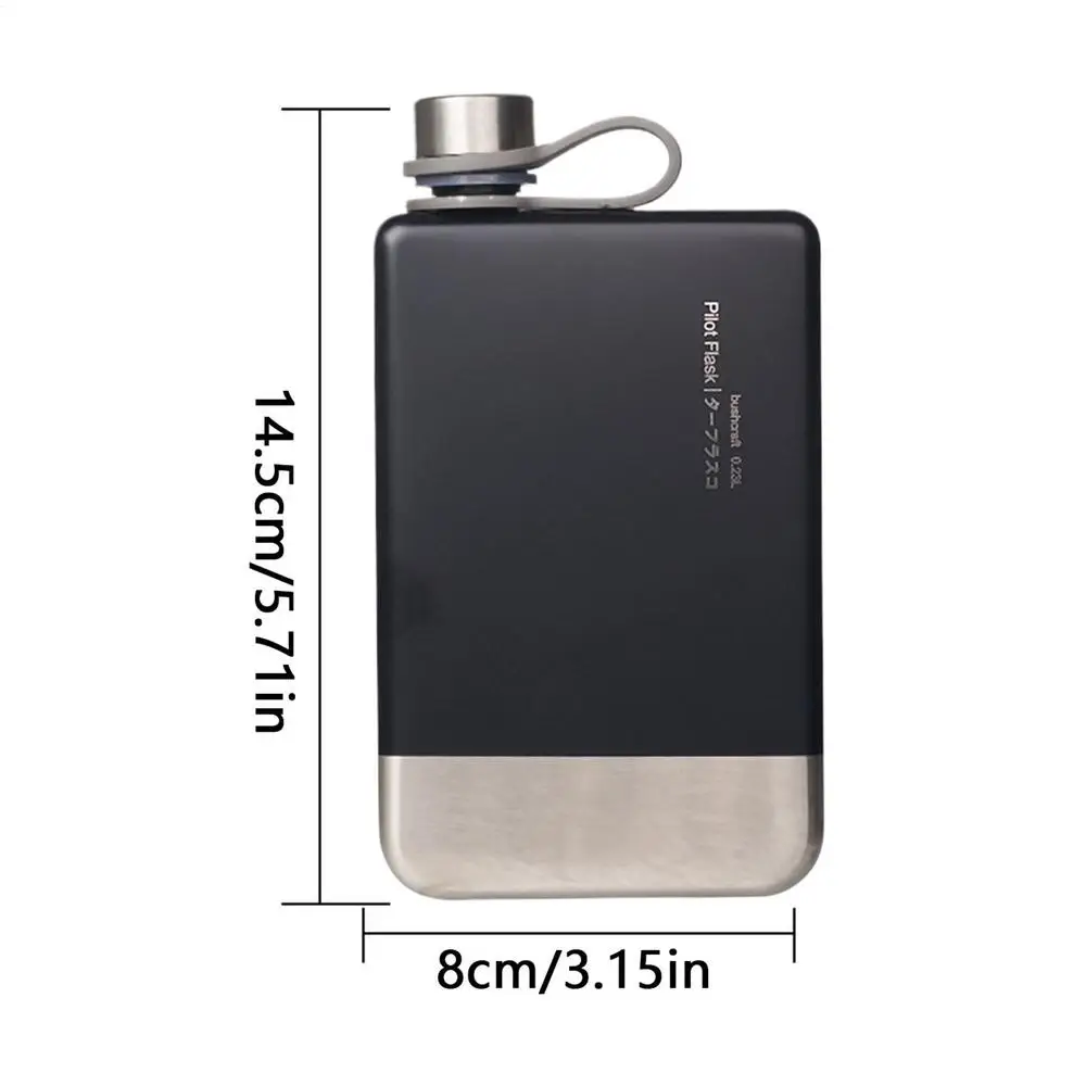 

Плоская бутылка для воды из резины