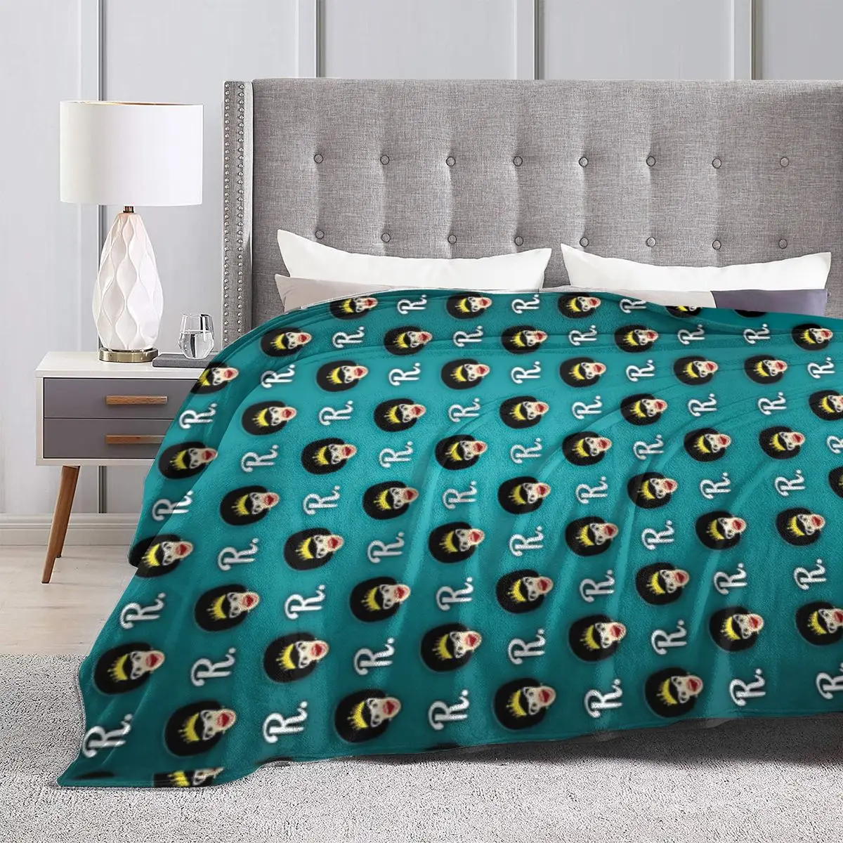 Many Faces Of Miss Richfield — бирюзовое ультрамягкое одеяло из микрофлиса