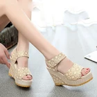 Сандалии Fgb5 женские на танкетке, модные босоножки-гладиаторы с кружевом и вырезами, однотонные Повседневные тапочки с открытым носком, на липучке, лето