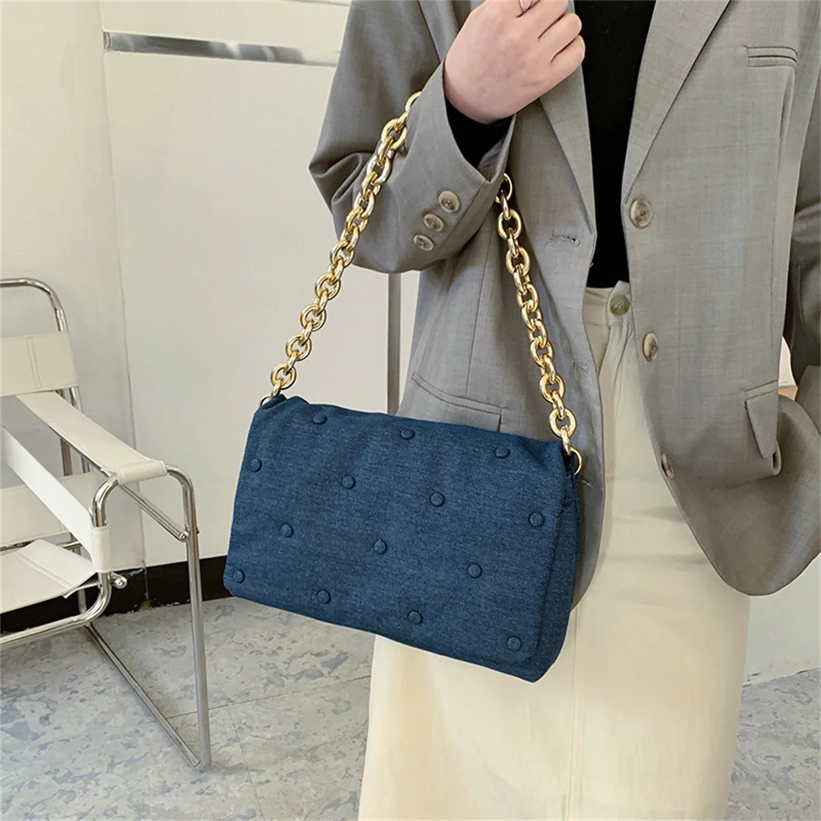 

Computer Handbags Ladies Fashion Small All-match Messenger Bag Shoulder Bag Chain Messenger Bags Leather Messenger Men